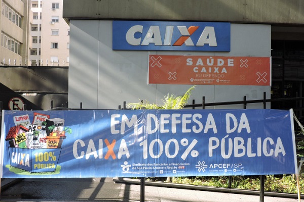 CaixaPrivatizacoes.JPG